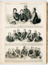 「日本人の船乗りたち」（Illustrated news　１８５３年１月２２日）　上段左から二人目が彦蔵（ヒコ）